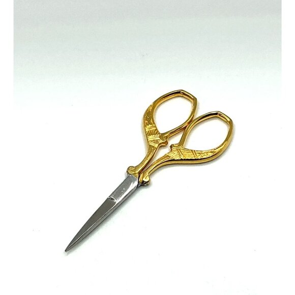 Vintage Gold Tone Embossed Solan Embroidery Scissors With Stainless Steel Blades - Picture 2 of 6